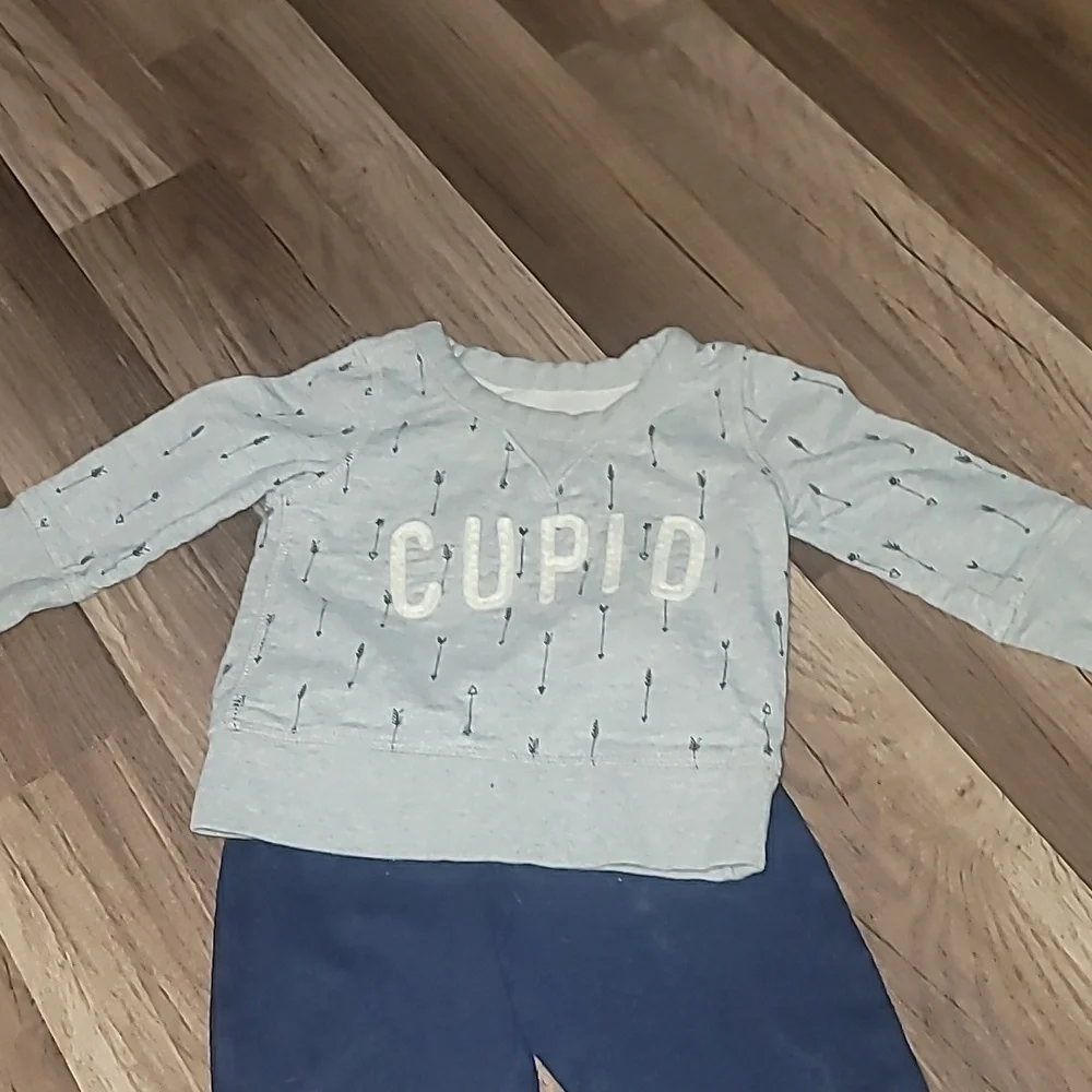 Cupid 2pc Set Jogger/ Sweatsuit Size 6~12 MO  Unisex Read Below